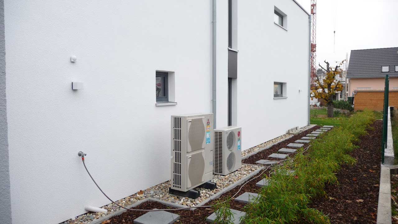 Sonderanfertigung – Mitsubishi Zubadan 11,2 kW Wärmepumpensystem